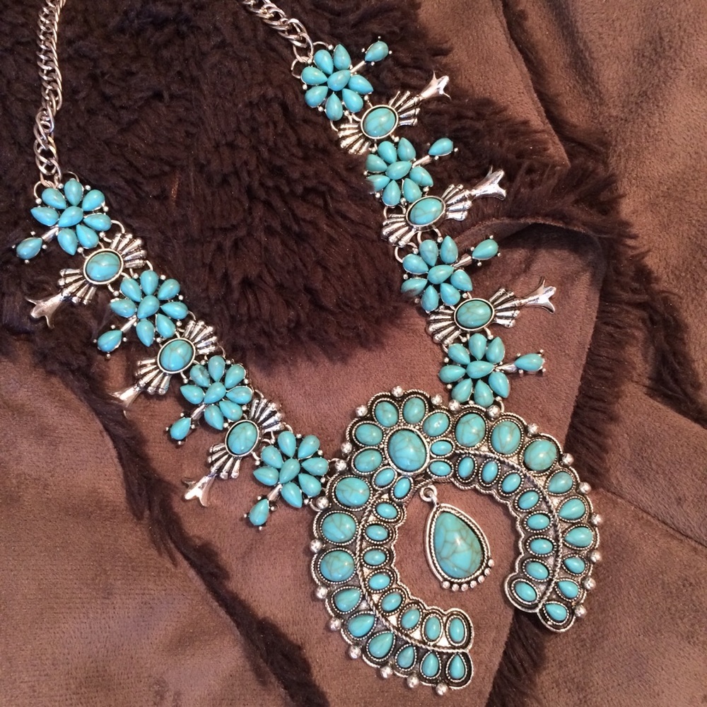 RESTOCKING- Squash Blossom Necklace - Picture 7 of 8